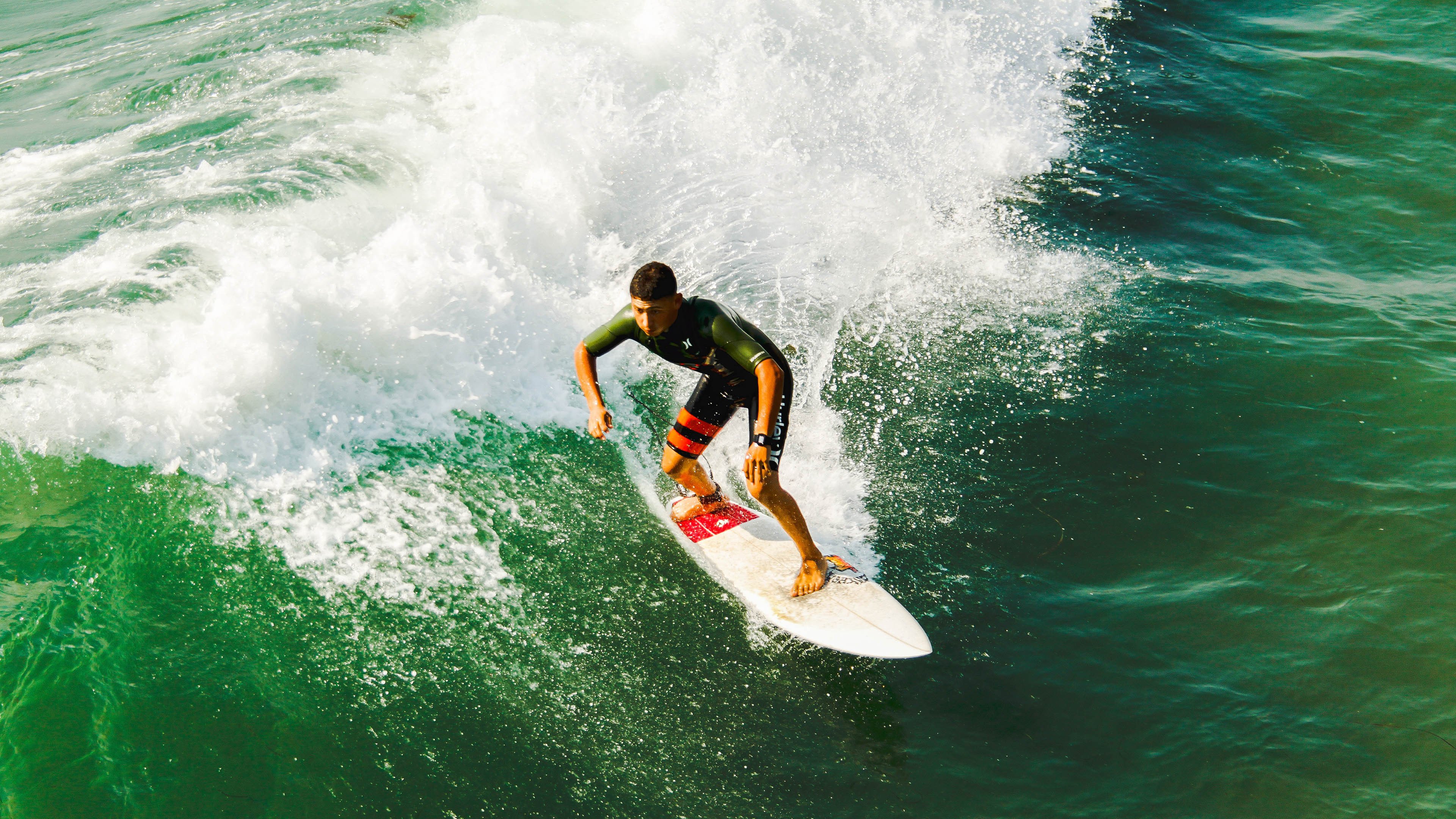 爱游戏官网-_女子足球联赛：青春激昂，逐梦足迹_，女子足球队比赛